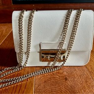 White leather FURLA bag! Summer 2024 is calling